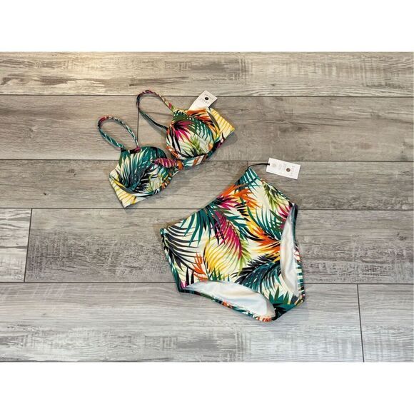 Target Shade & Shore two-piece bikini swimsuit size XS-34C - Picture 1 of 12